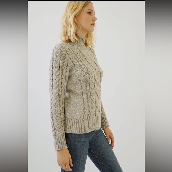 🆕Sweater Cable Knit Mock Neck Light Grey S, M & L Available - Picture 7 of 8